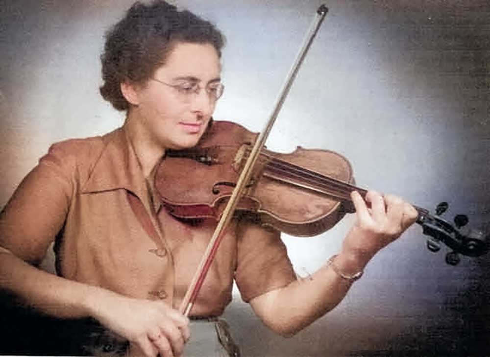 Featured image for “Miss Ruby Violet Hurn 1908-2007”