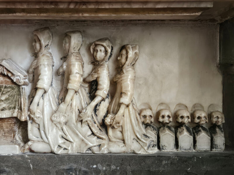 Image for the Tweet beginning: Mary, Margaret, Anne and Elizabeth